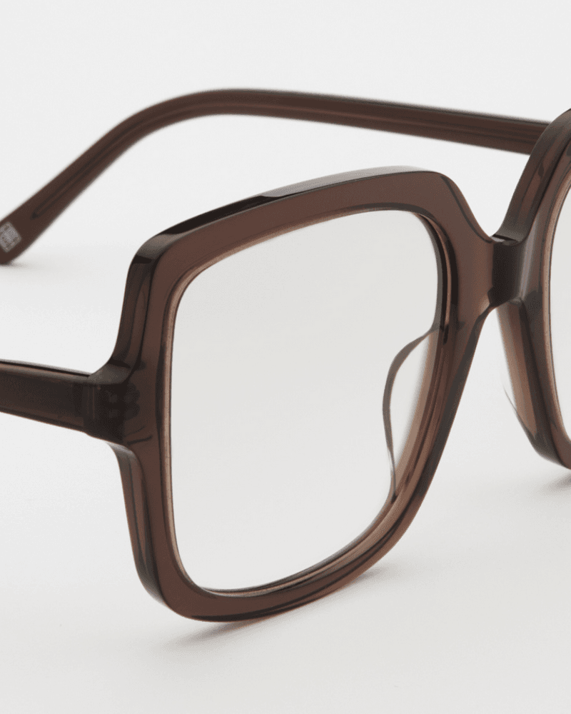 Elara Dark Brown