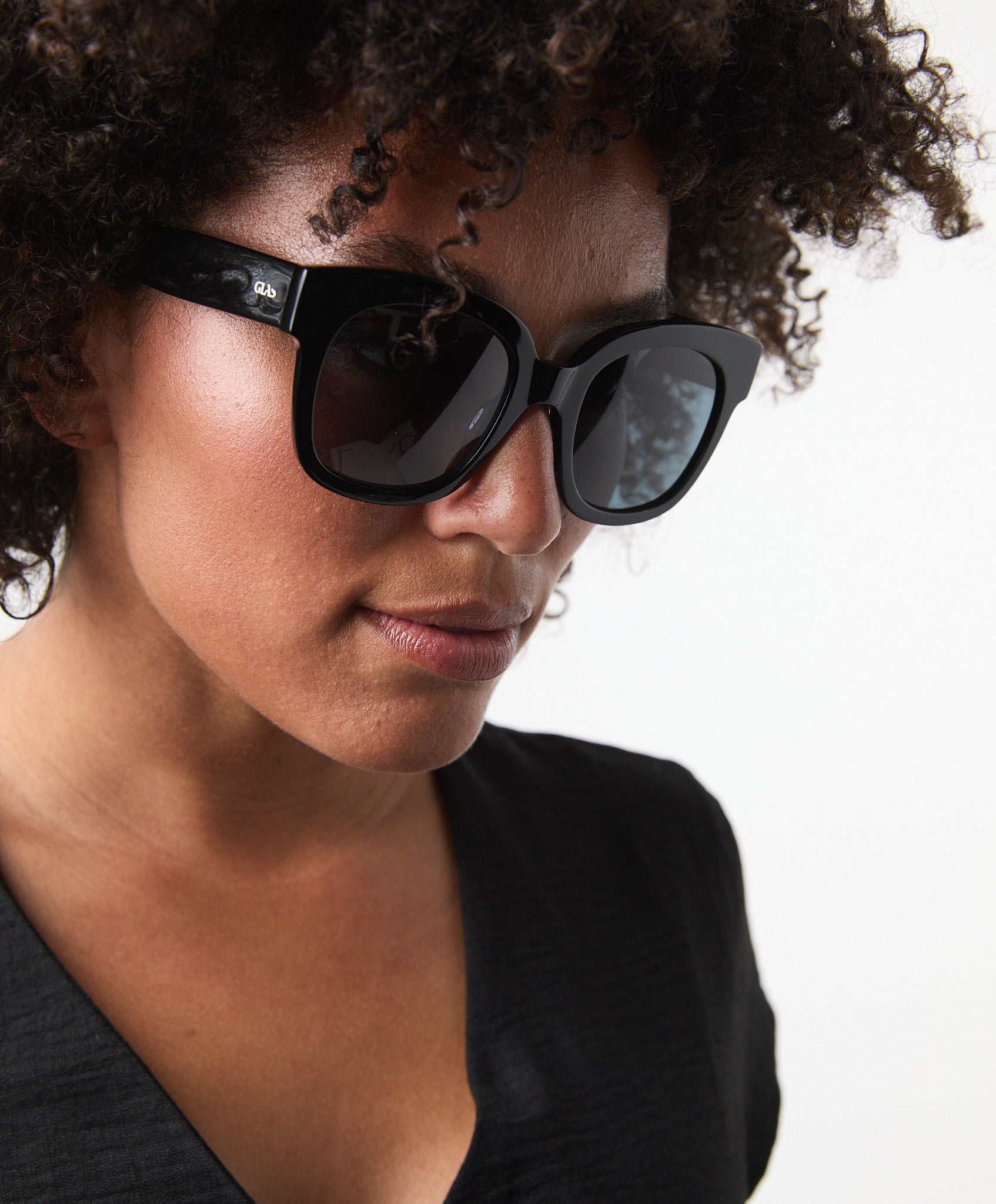 Chloe Black Polarized Sunglasses