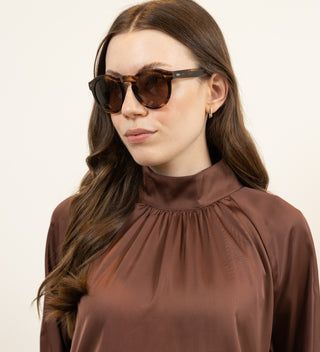 Katie Dark Brown Aurinkolasit