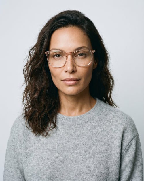 Molly Powder Pink Readers - Model